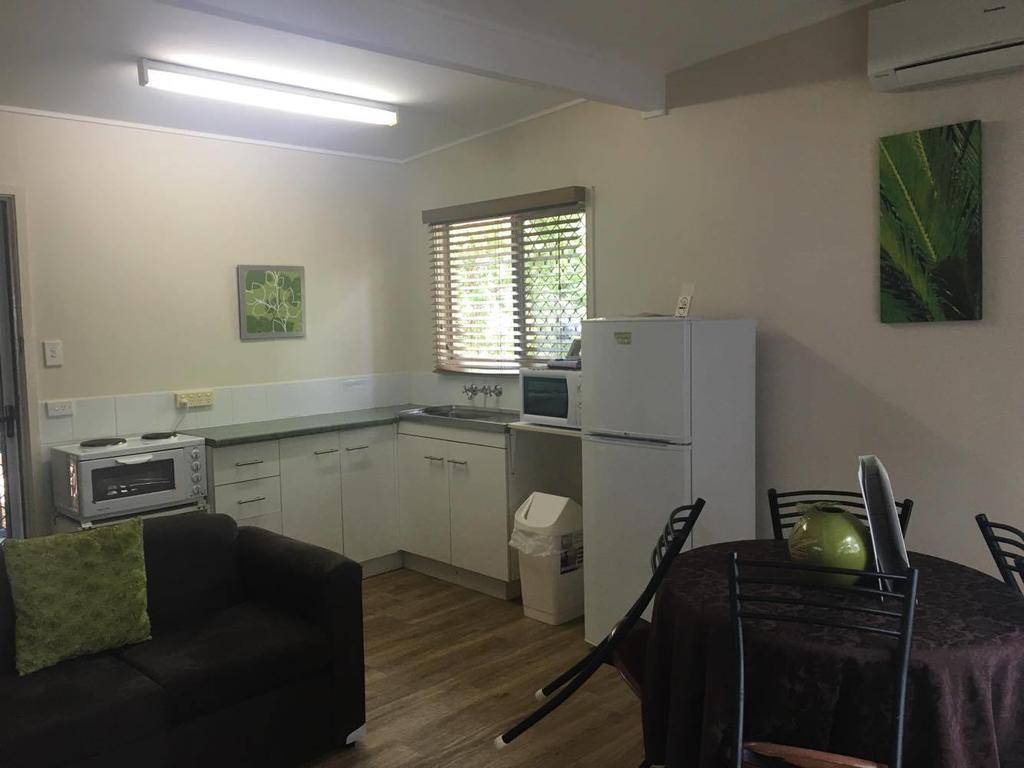 Mapleton Cabins & Caravan Park Ngoại thất bức ảnh